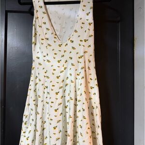 Forever 21 Cream Floral Backless Dress